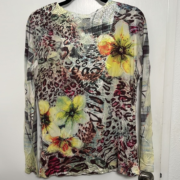 Colorful top - Picture 2 of 5